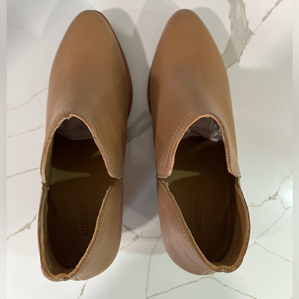 Nisolo Mia  Everyday Ankle Bootie. Women’s size 7.5 Color Almond. - Picture 8 of 10